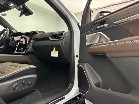 New 2026 GMC Acadia Denali Ultimate image 37