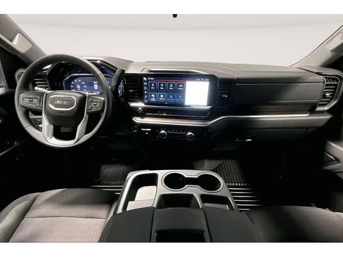 Used 2025 GMC Sierra 1500 Elevation image 16