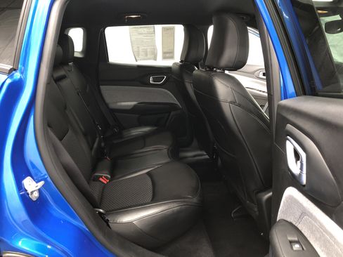 Certified 2023 Jeep Compass Latitude w/ Convenience Group image 11