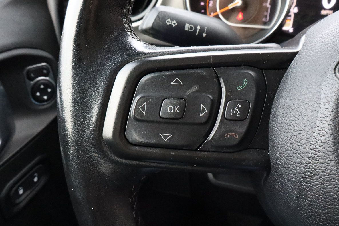 Used 2022 Jeep Wrangler Unlimited Sport AWD/4WD image 34