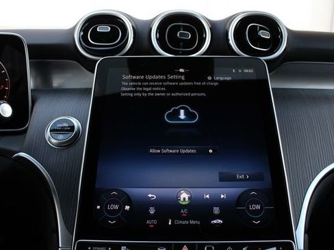 New 2026 Mercedes-Benz GLC 300 4MATIC image 15