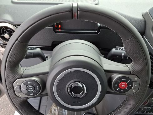 New 2025 INEOS Grenadier Fieldmaster Edition AWD/4WD image 9