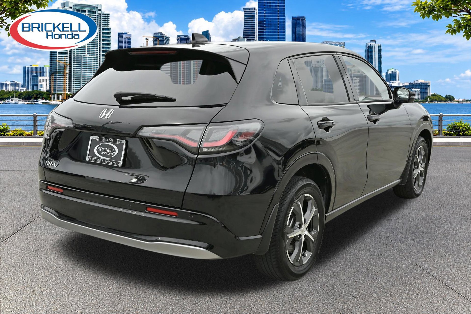 Certified 2024 Honda HR-V EX-L image 6