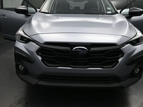 Used 2024 Subaru Crosstrek 2.5i Limited image 9