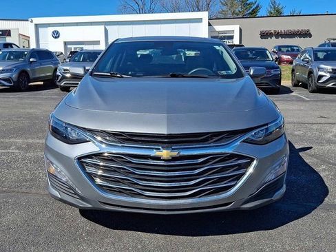 Used 2023 Chevrolet Malibu LT image 2