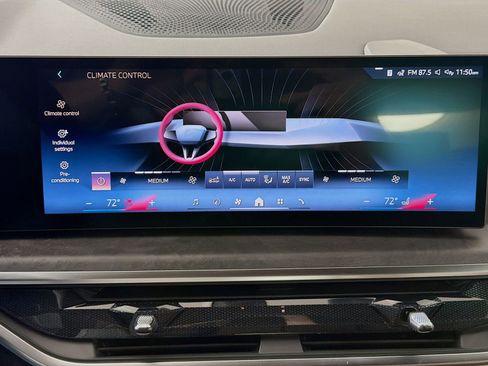 New 2026 BMW X5 xDrive50e w/ Executive Package image 19