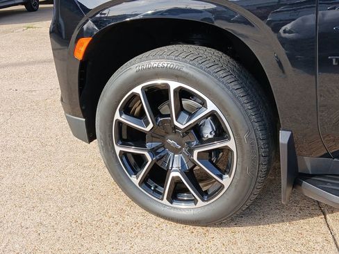 Used 2024 Chevrolet Tahoe RST w/ Luxury Package image 5