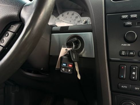 Used 2002 Ford Thunderbird RWD image 22