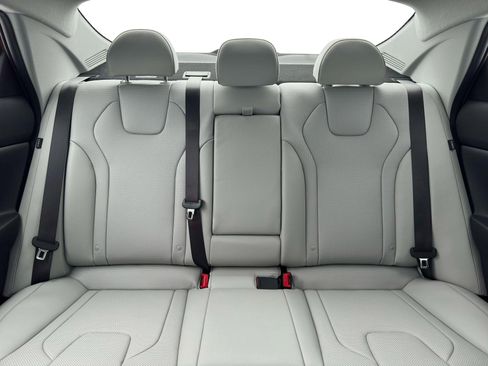 New 2026 Hyundai Elantra Limited w/ Cargo Package image 16