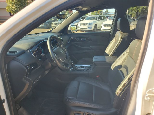 Used 2023 Chevrolet Traverse RS w/ LPO, Floor Liner Package AWD/4WD image 13
