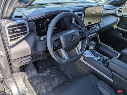 New 2025 Toyota Tundra Platinum image 8