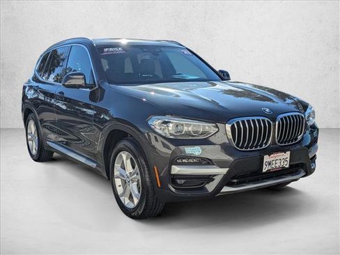 Used 2021 BMW X3 xDrive30e w/ Convenience Package image 3