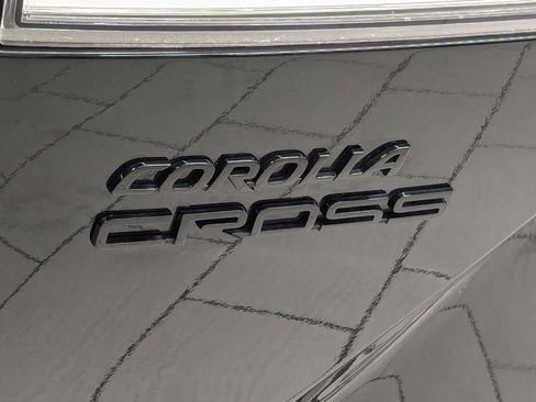 Used 2023 Toyota Corolla Cross S image 29