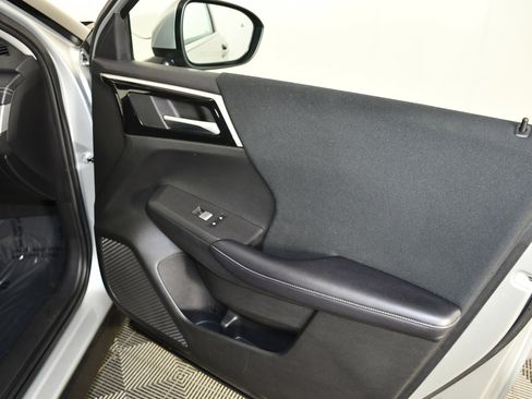 Used 2024 Mitsubishi Outlander ES image 37