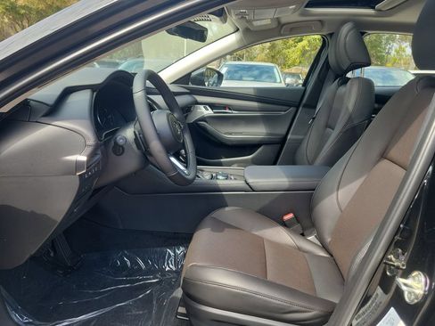 New 2026 MAZDA MAZDA3 2.5 Turbo Sedan w/Premium Plus AWD/4WD image 2