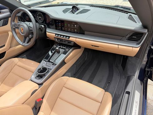 Used 2022 Porsche 911 Targa 4S AWD/4WD image 48