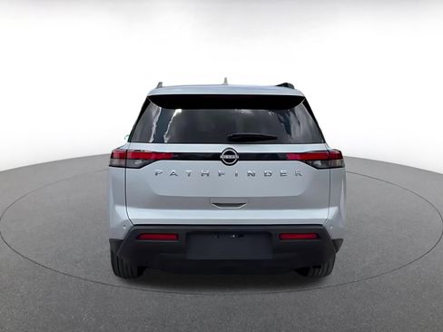 Used 2025 Nissan Pathfinder SV image 12
