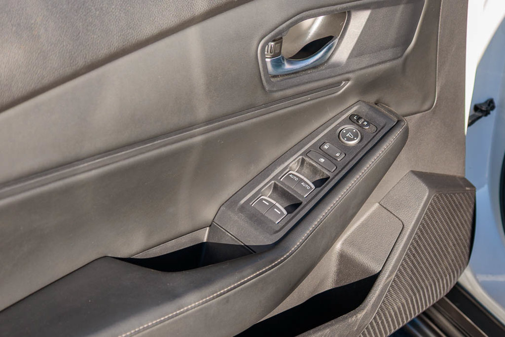 Used 2024 Honda Accord Sport image 21