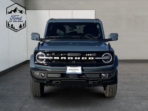 New 2025 Ford Bronco Outer Banks image 8