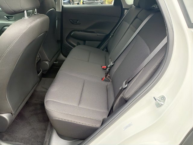 Used 2024 Hyundai Kona SEL FWD image 32
