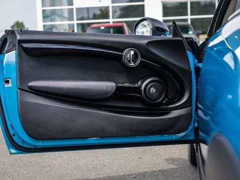 Used 2019 MINI Cooper S FWD image 36
