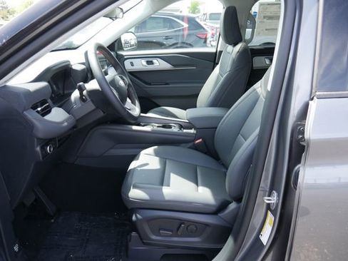 New 2026 Ford Explorer Active AWD/4WD image 2