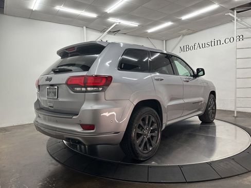 Used 2019 Jeep Grand Cherokee High Altitude RWD image 7