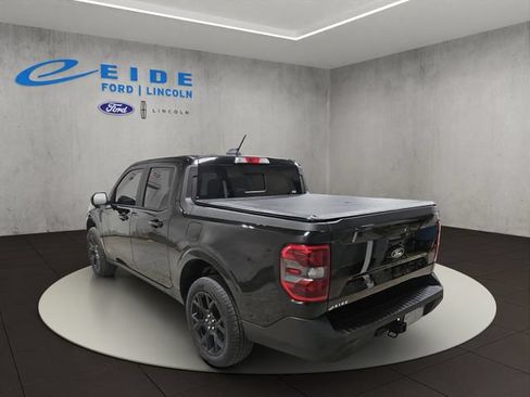 Certified 2025 Ford Maverick Lariat w/ Black Appearance Package AWD/4WD image 8