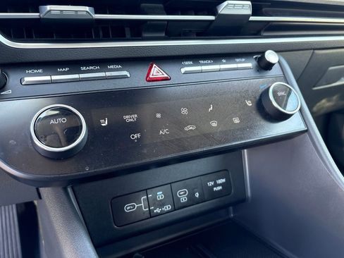 Certified 2025 Hyundai Sonata SEL FWD image 18