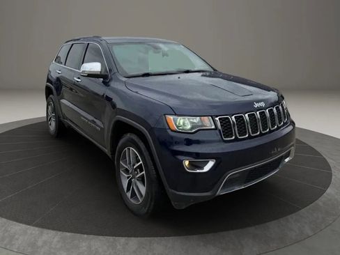 Used 2018 Jeep Grand Cherokee Limited AWD/4WD image 1