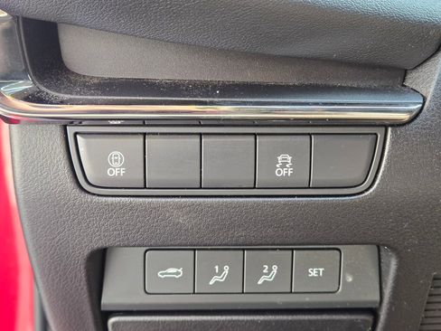 Used 2022 MAZDA MAZDA3 s image 23
