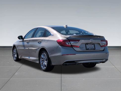 Used 2019 Honda Accord LX image 4