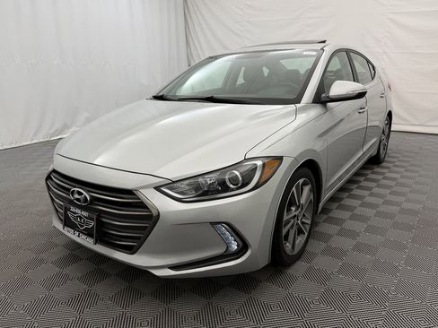 Used 2017 Hyundai Elantra Limited w/ Limited Tech Package 04 image 2