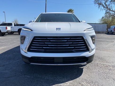 Used 2025 Buick Enclave Preferred image 23