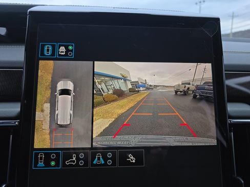 New 2026 GMC Yukon XL Elevation image 30