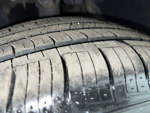 Used 2016 Kia Sorento EX image 32