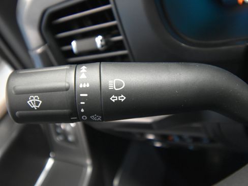 New 2025 Ford F150 Lariat w/ Equipment Group 502A High image 10