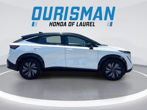 Used 2023 Nissan Ariya FWD image 9