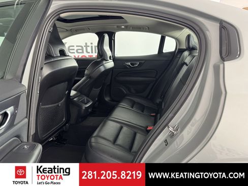 Used 2024 Volvo S60 B5 Plus image 15