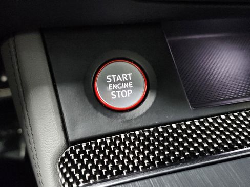 Used 2019 Audi SQ5 Premium Plus image 9