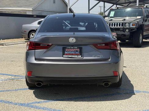 Used 2014 Lexus IS 250 w/ Navigation Package RWD image 19