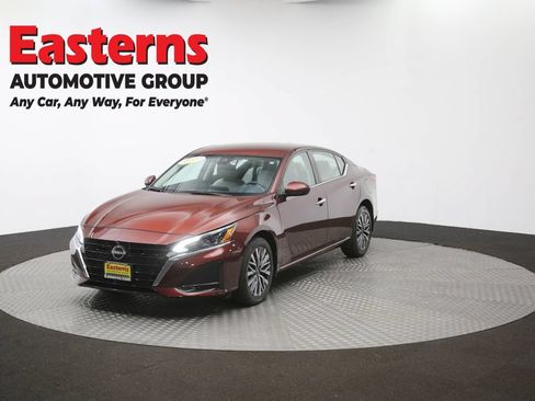 Used 2023 Nissan Altima 2.5 SV AWD/4WD image 54