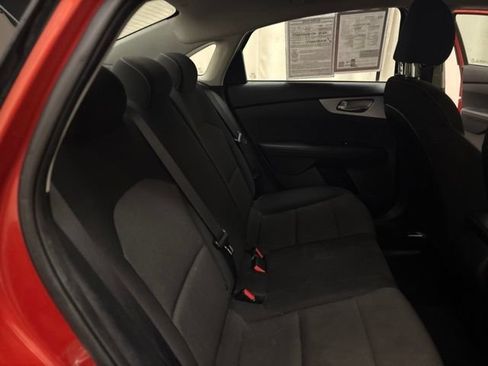 Certified 2022 Kia Forte LXS FWD image 20