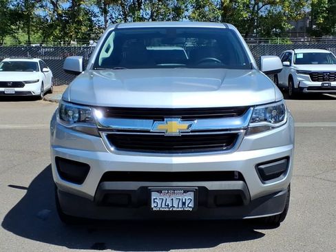 Used 2020 Chevrolet Colorado W/T w/ WT Convenience Package RWD image 2