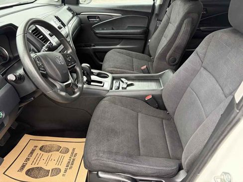 Used 2019 Honda Pilot LX image 10
