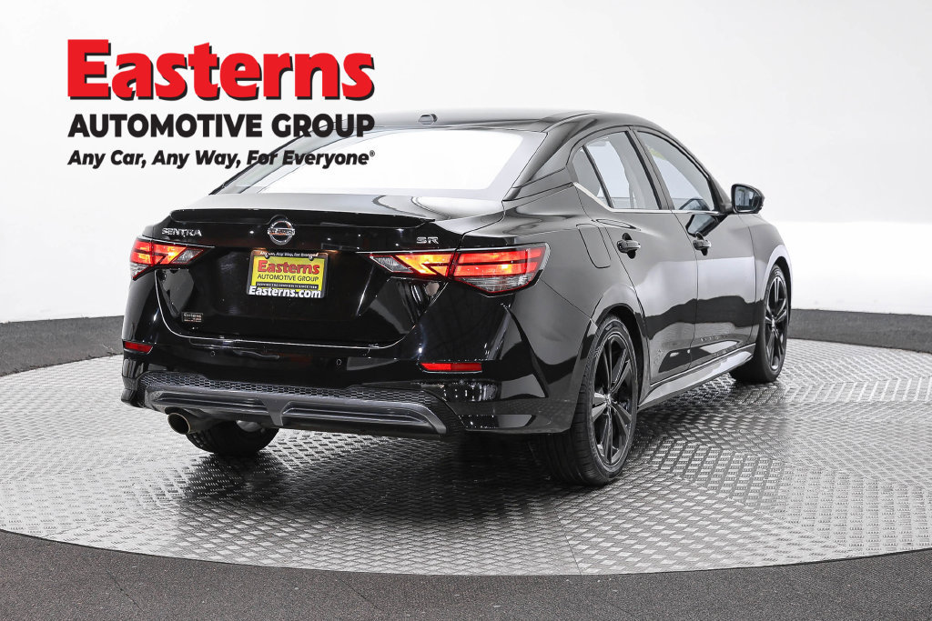 Used 2022 Nissan Sentra SR w/ SR Premium Package FWD image 6