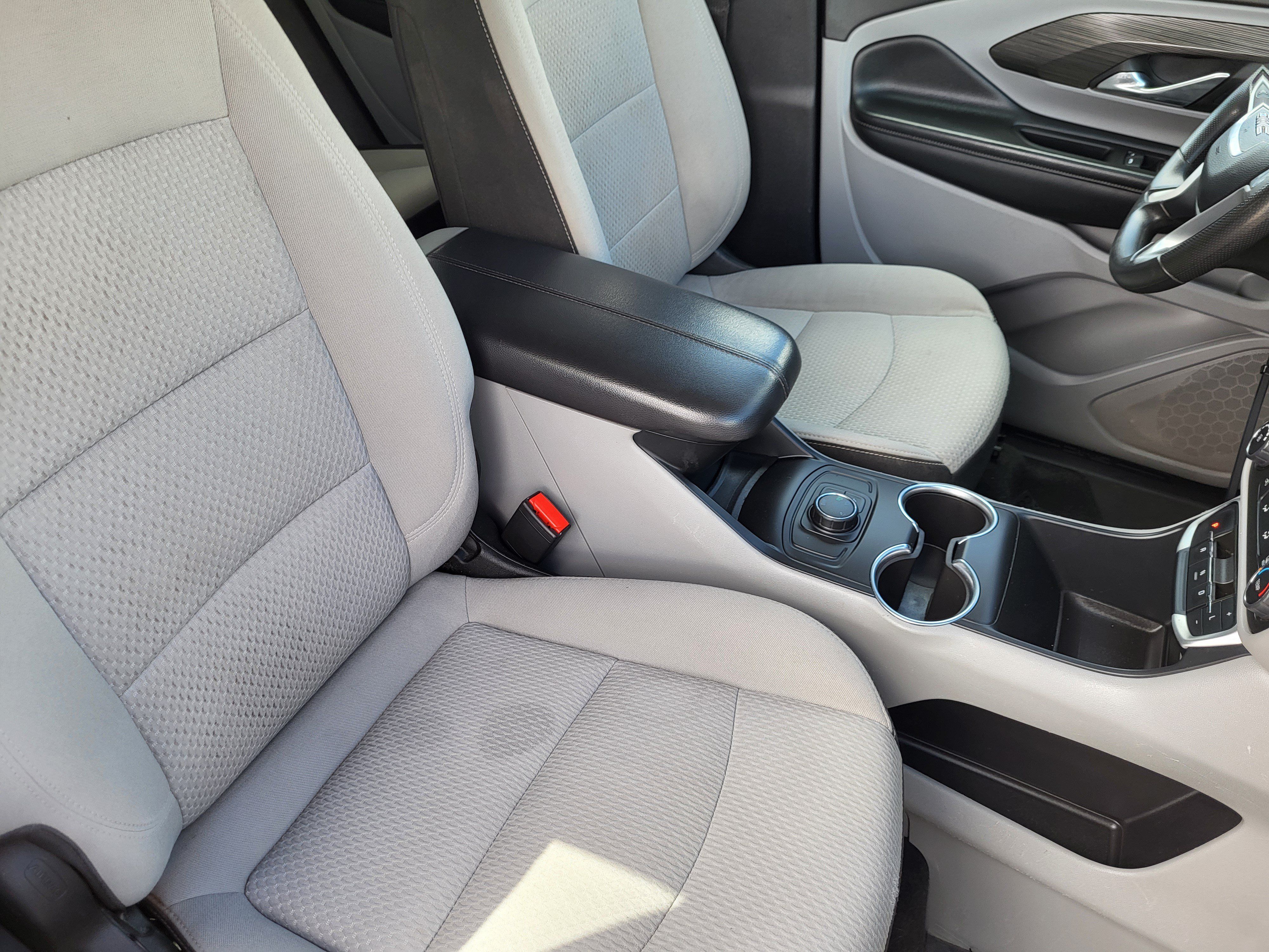 Used 2024 GMC Terrain SLE AWD/4WD image 15
