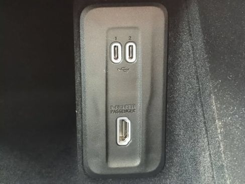 Used 2024 Jeep Wagoneer Launch Edition AWD/4WD image 28
