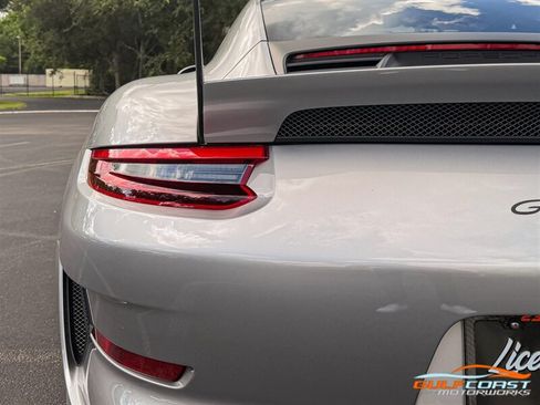 Used 2019 Porsche 911 GT3 RS w/ Weissach Package RWD image 51