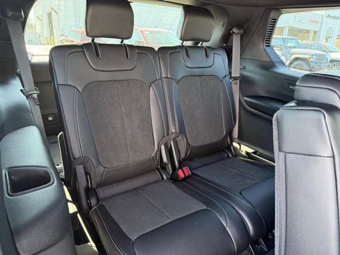 New 2026 Jeep Grand Cherokee L Laredo image 5